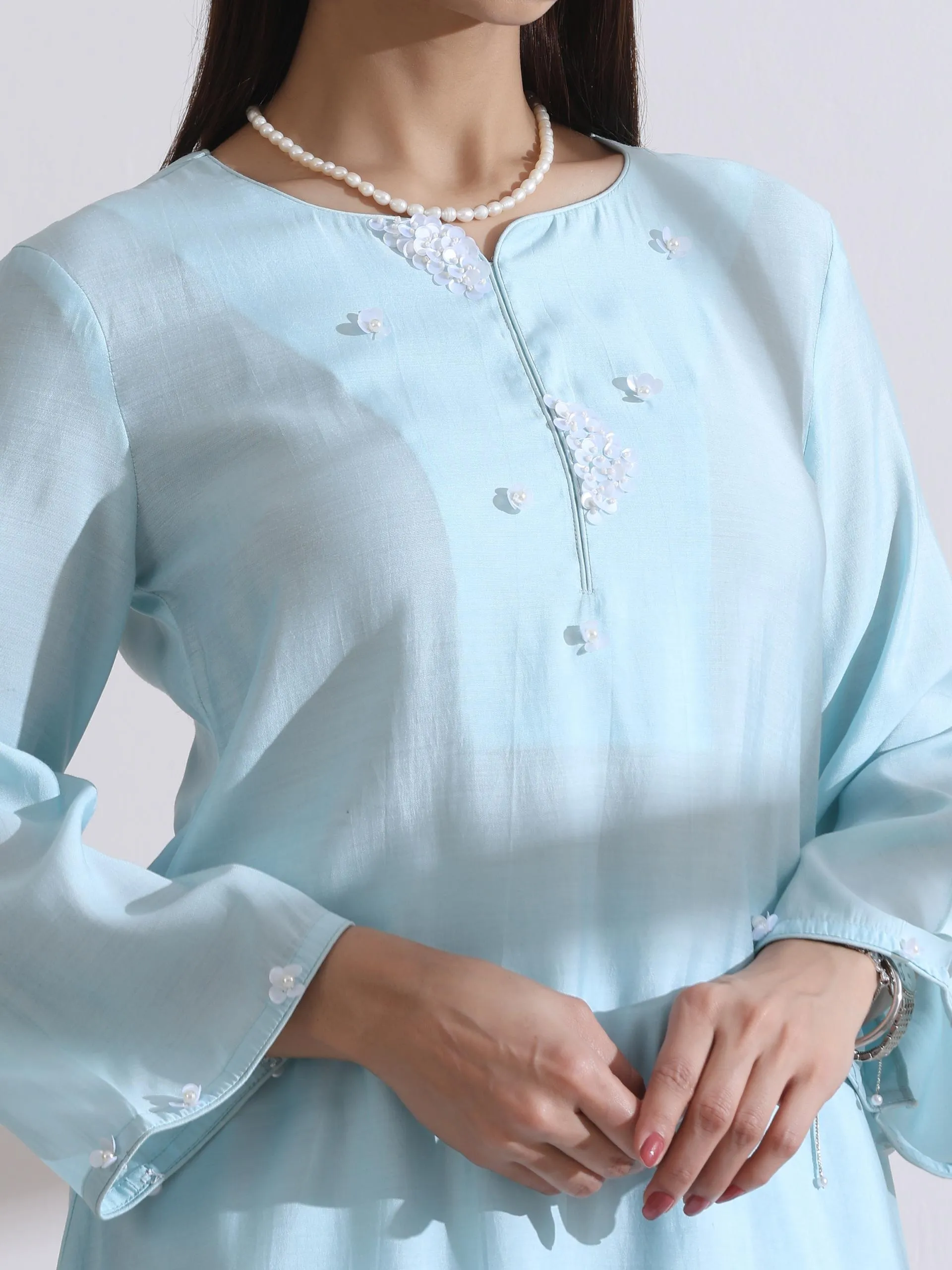 2 Pc Set - Airskin Light Blue With White Flowers Kurta And Pants