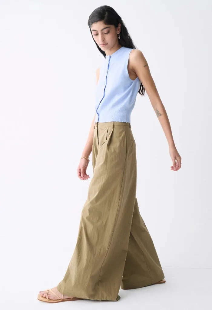 Almada Knit Vest-Sky Blue