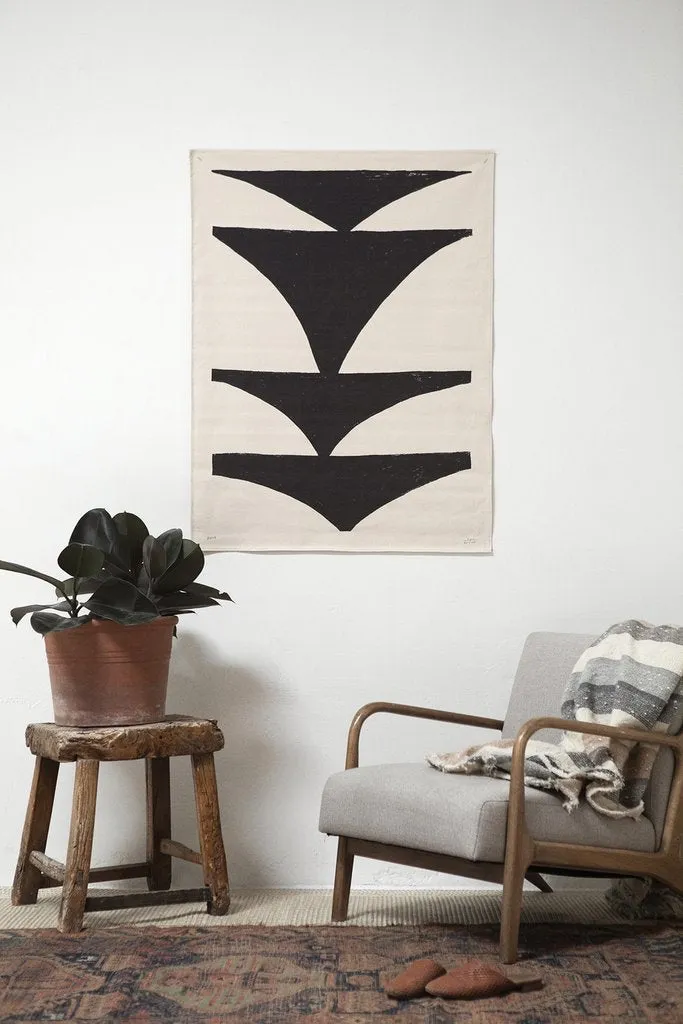 CAUDOR - Black- Print on Canvas