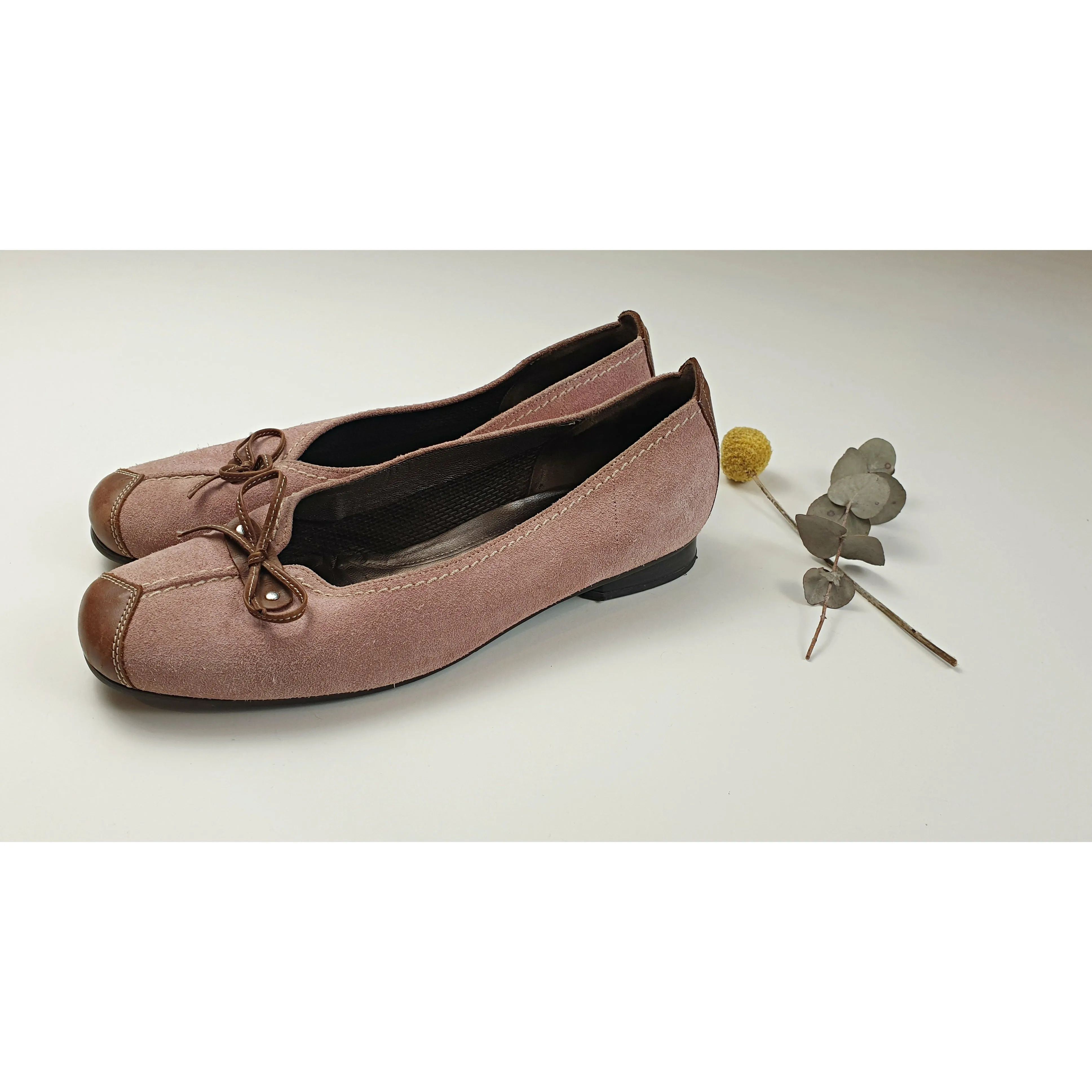 Gabor Pink suede leather flats with brown leather accents size 37