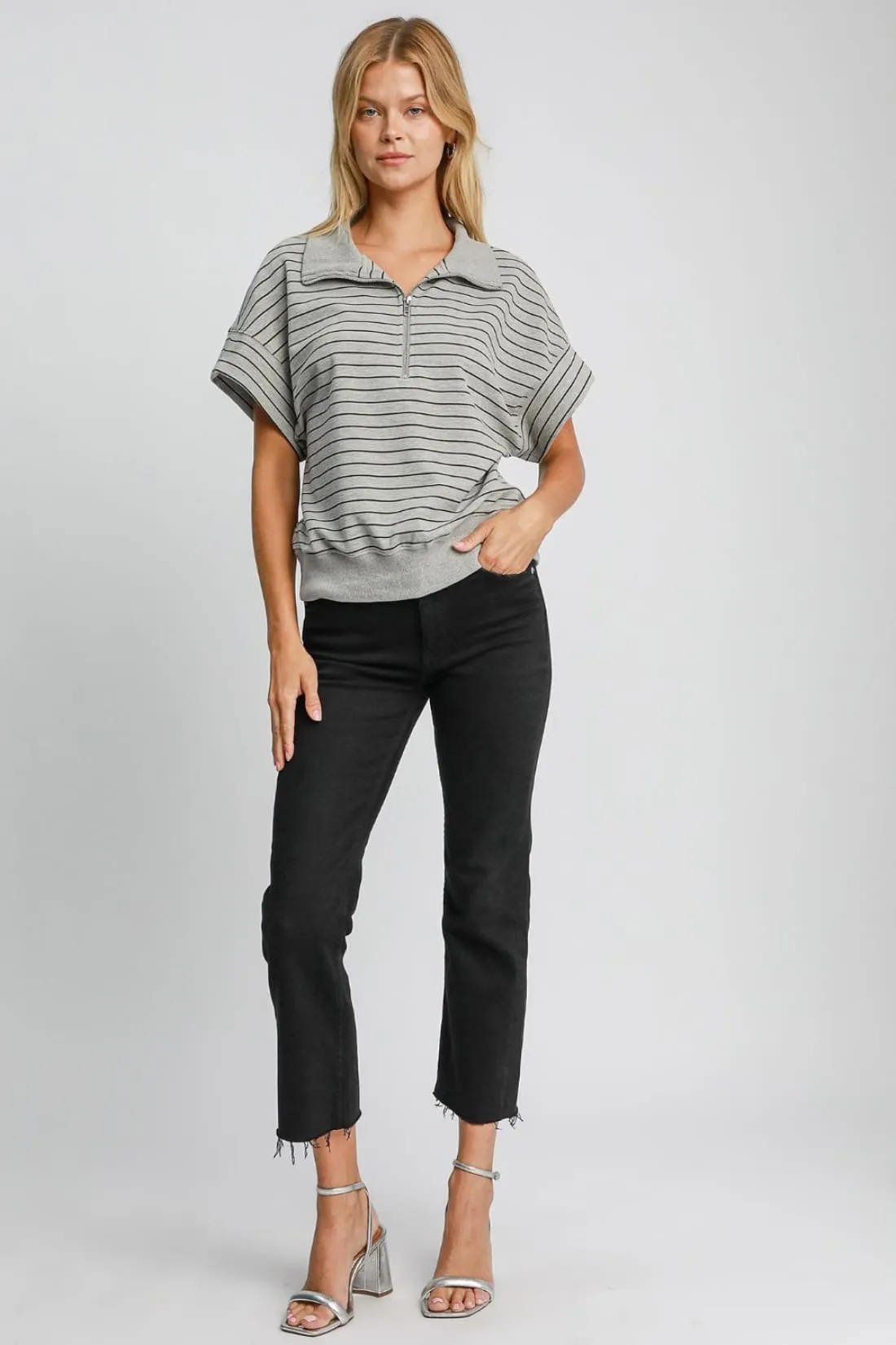 Half Zip Short Sleeve Sweatshirt - Grey