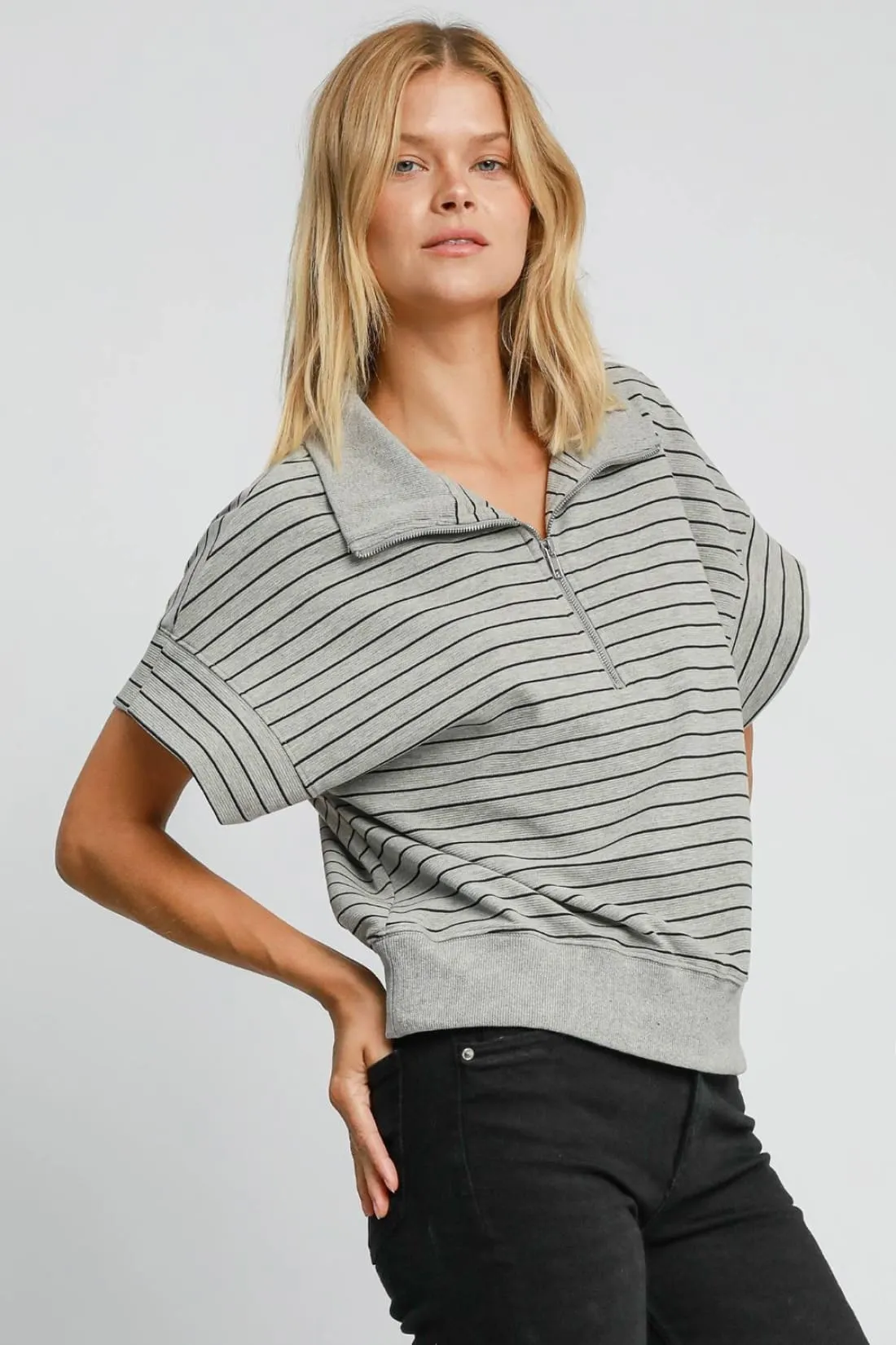 Half Zip Short Sleeve Sweatshirt - Grey