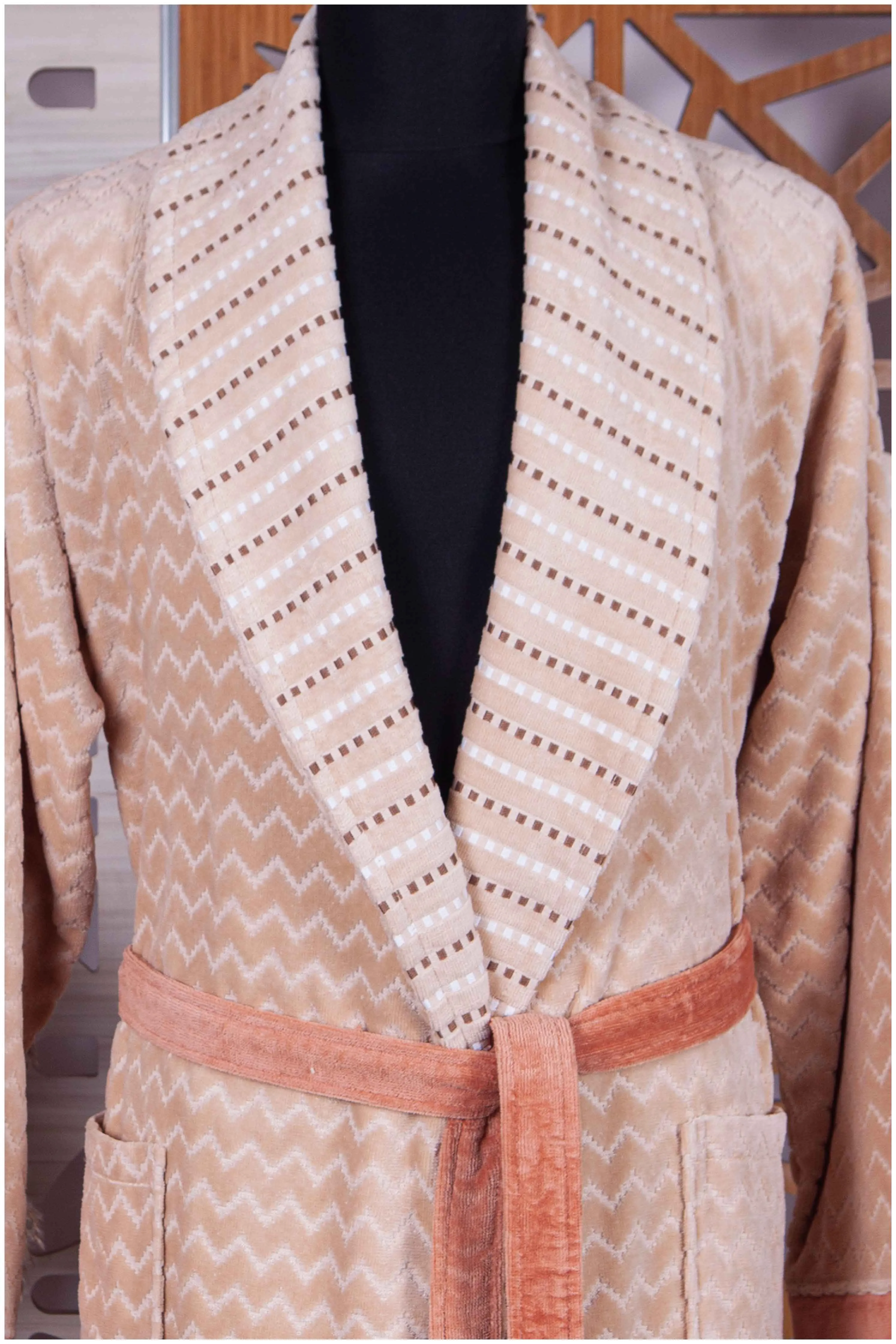 Hamtpon Collection Jacquard Velvet Bathrobe