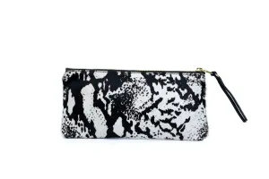 Hide Pouch, In Zebra