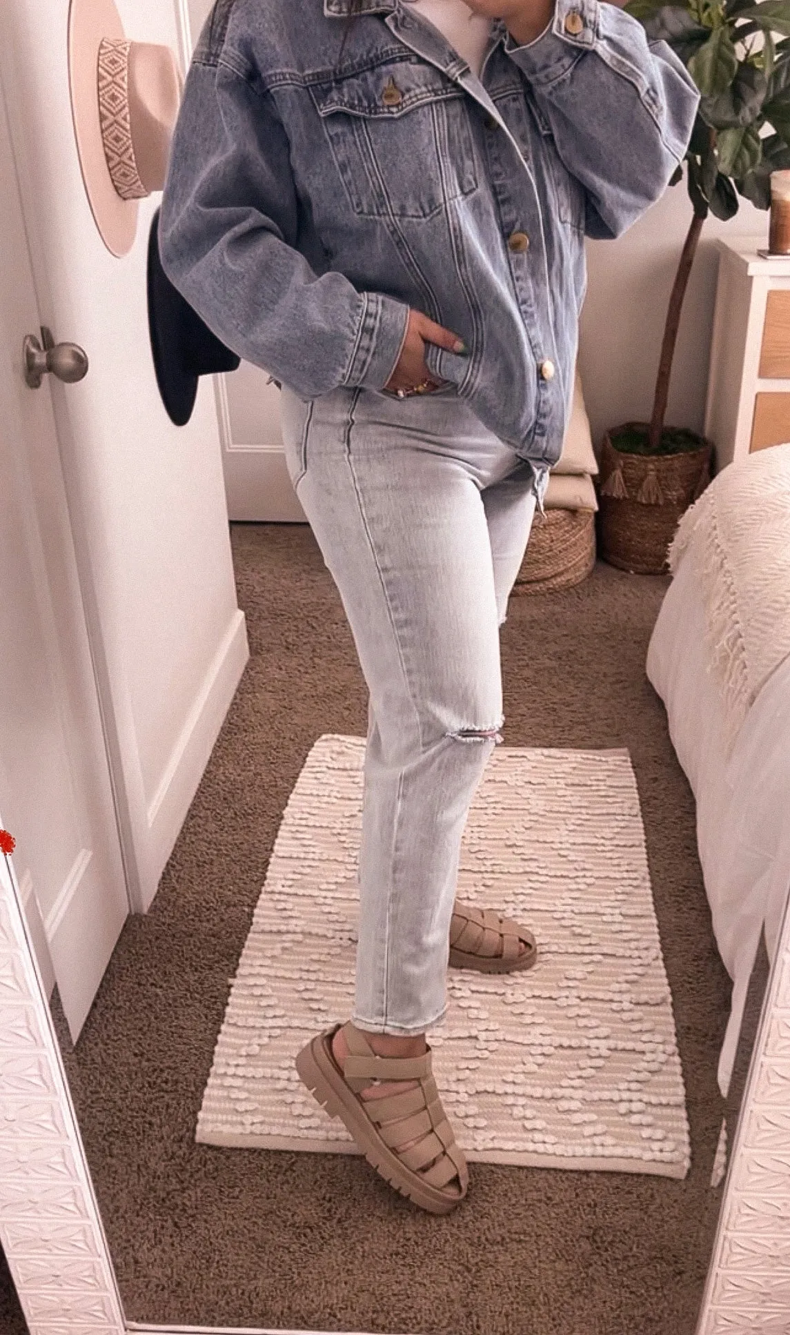 i’ts all good chunky sandals