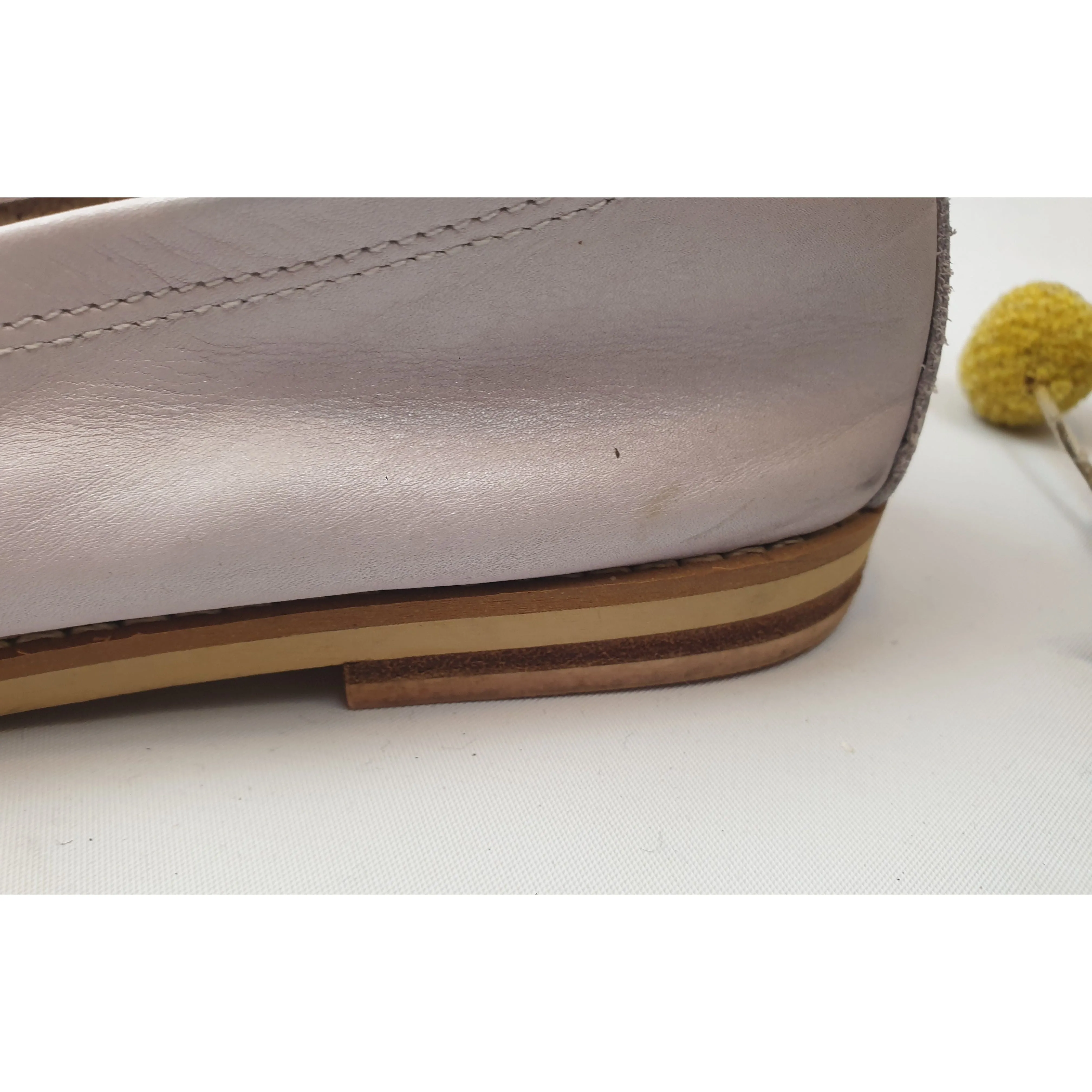 Kuwaii light opalescent pink leather flat slip on shoes size 38