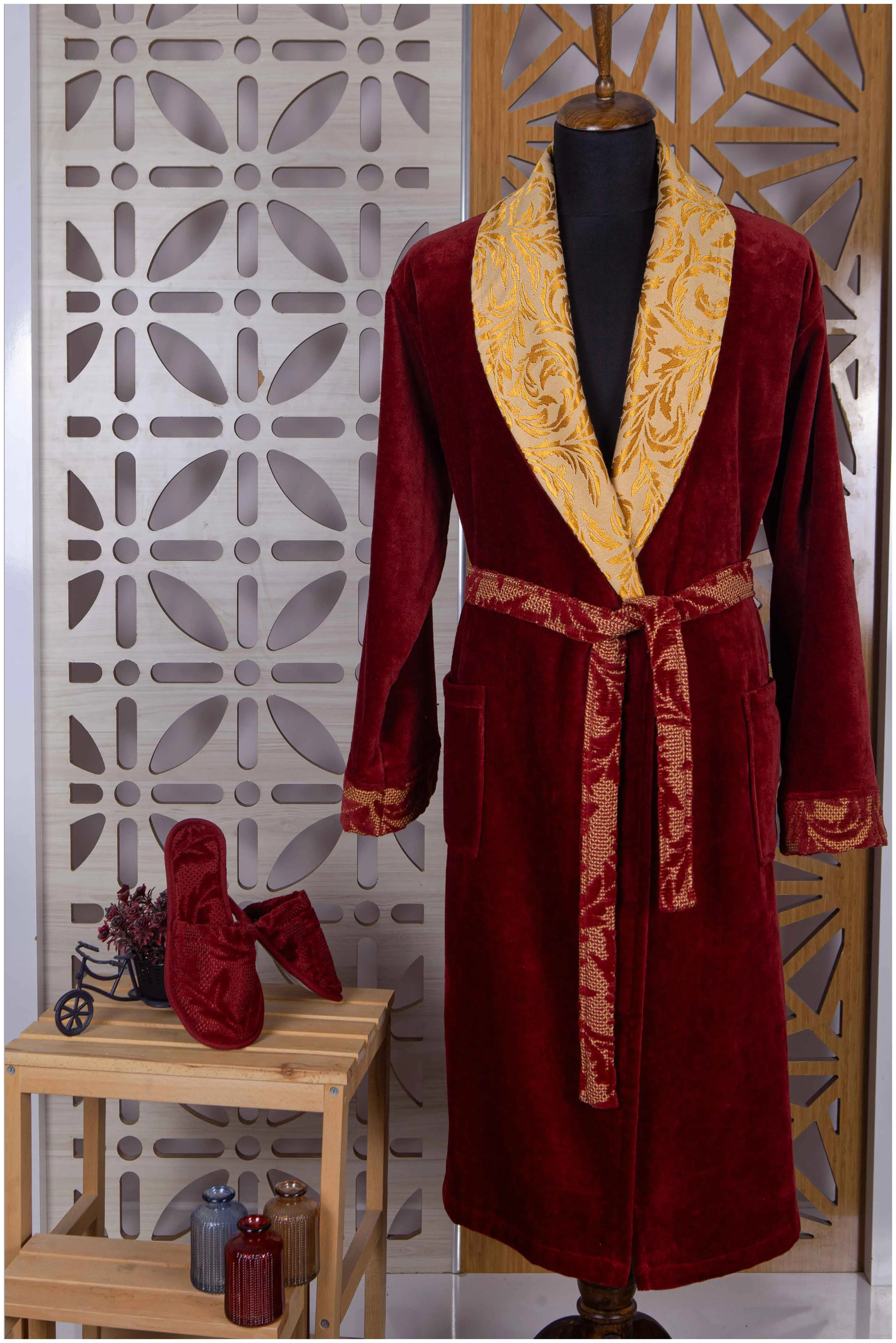 Lambeth Collection Jacquard Velvet Bathrobe
