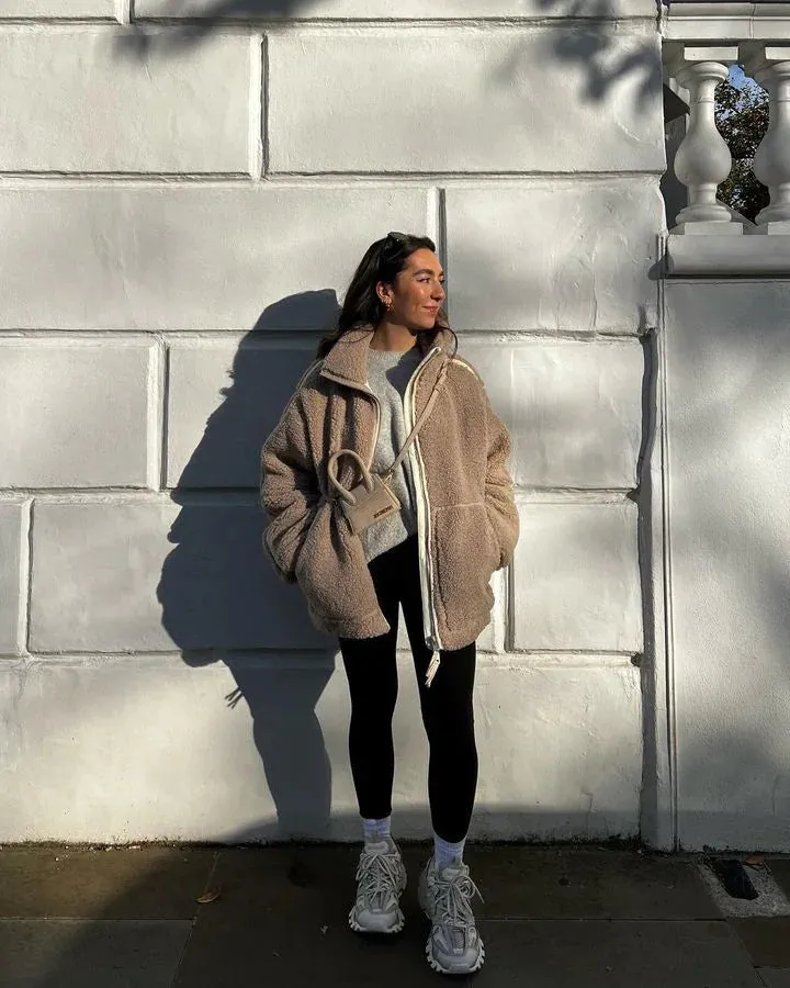 Loose-Fit Anti-Pilling Outdoor Jacket