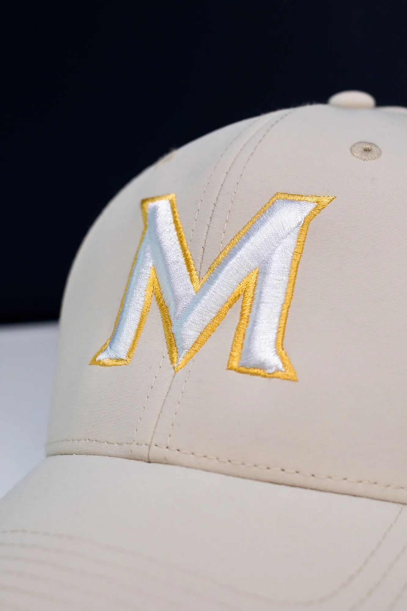 Mediums Reflective Nylon Hat - Cream