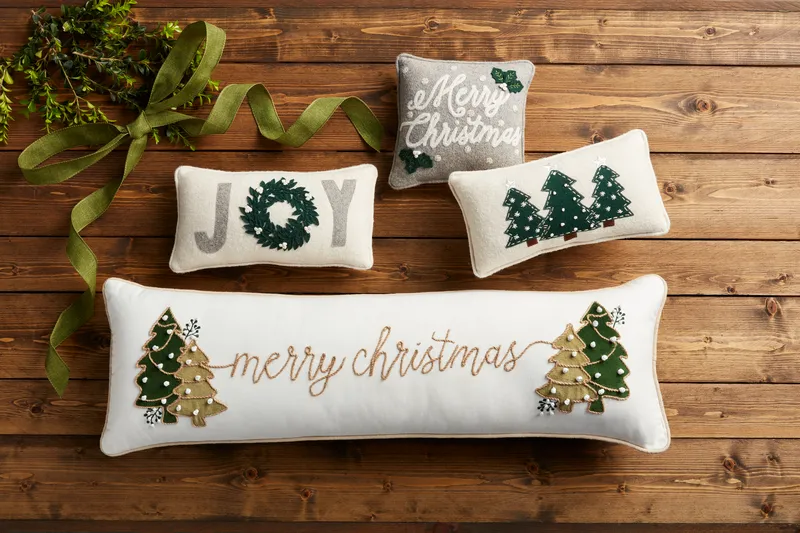 MERRY CHRISTMAS MINI FELT PILLOW