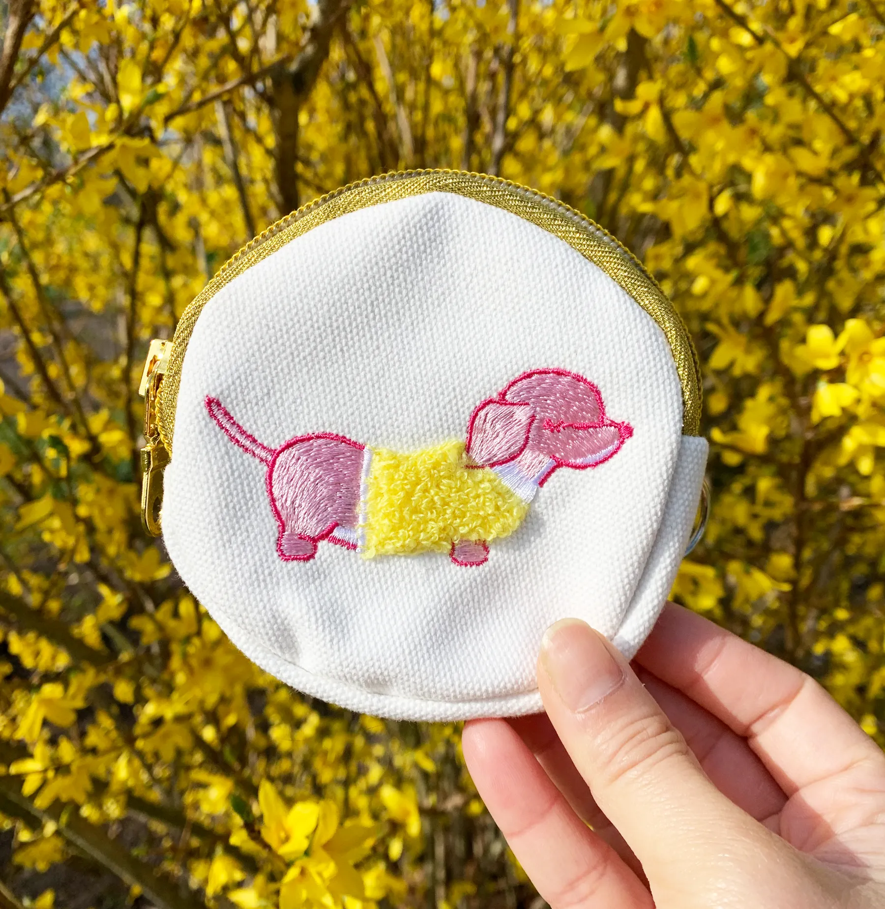 Molly london - embroidered coin purse
