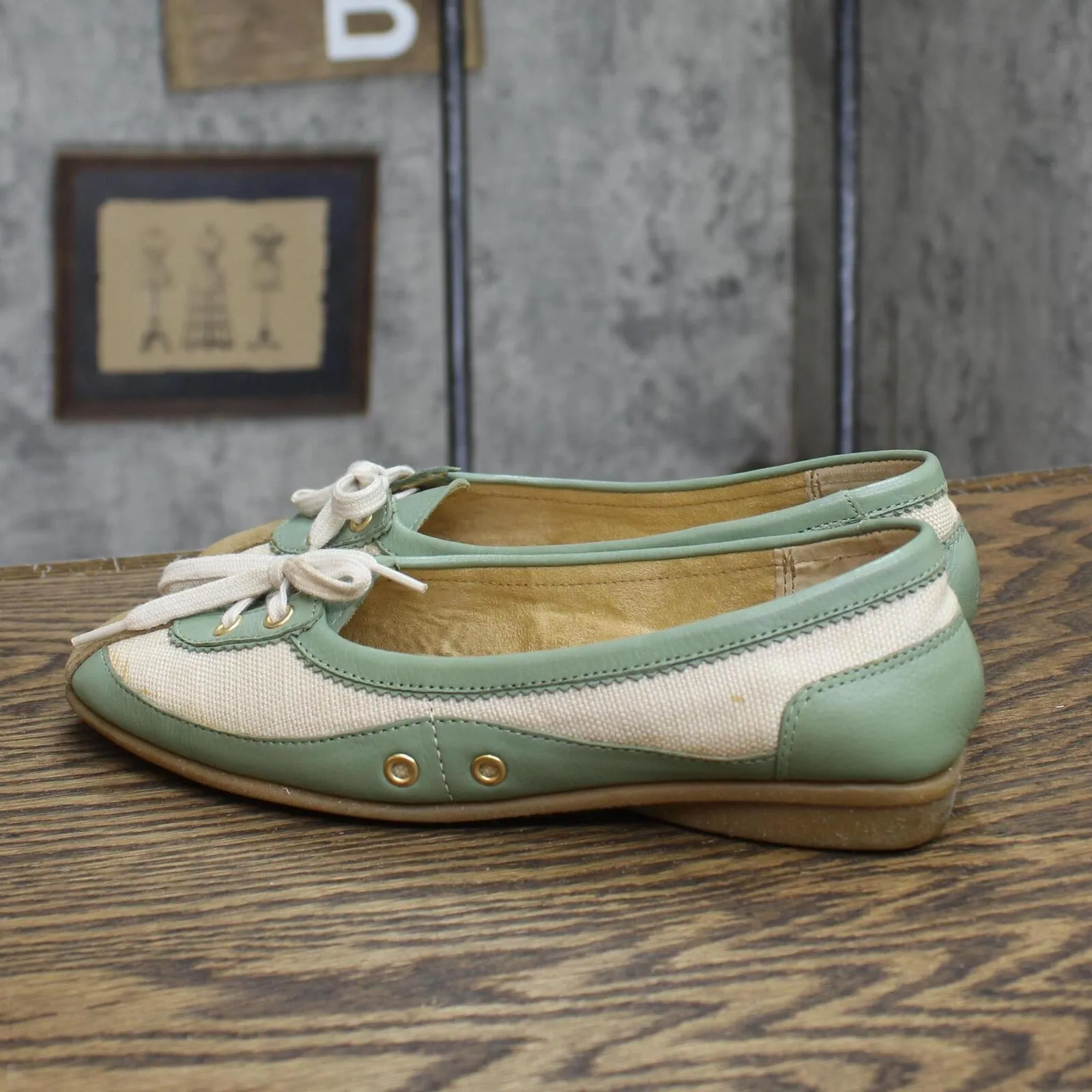 Nickels Soft Womens Vintage Tangle Tie Poron 4000 Flats Green Multi 6.5M