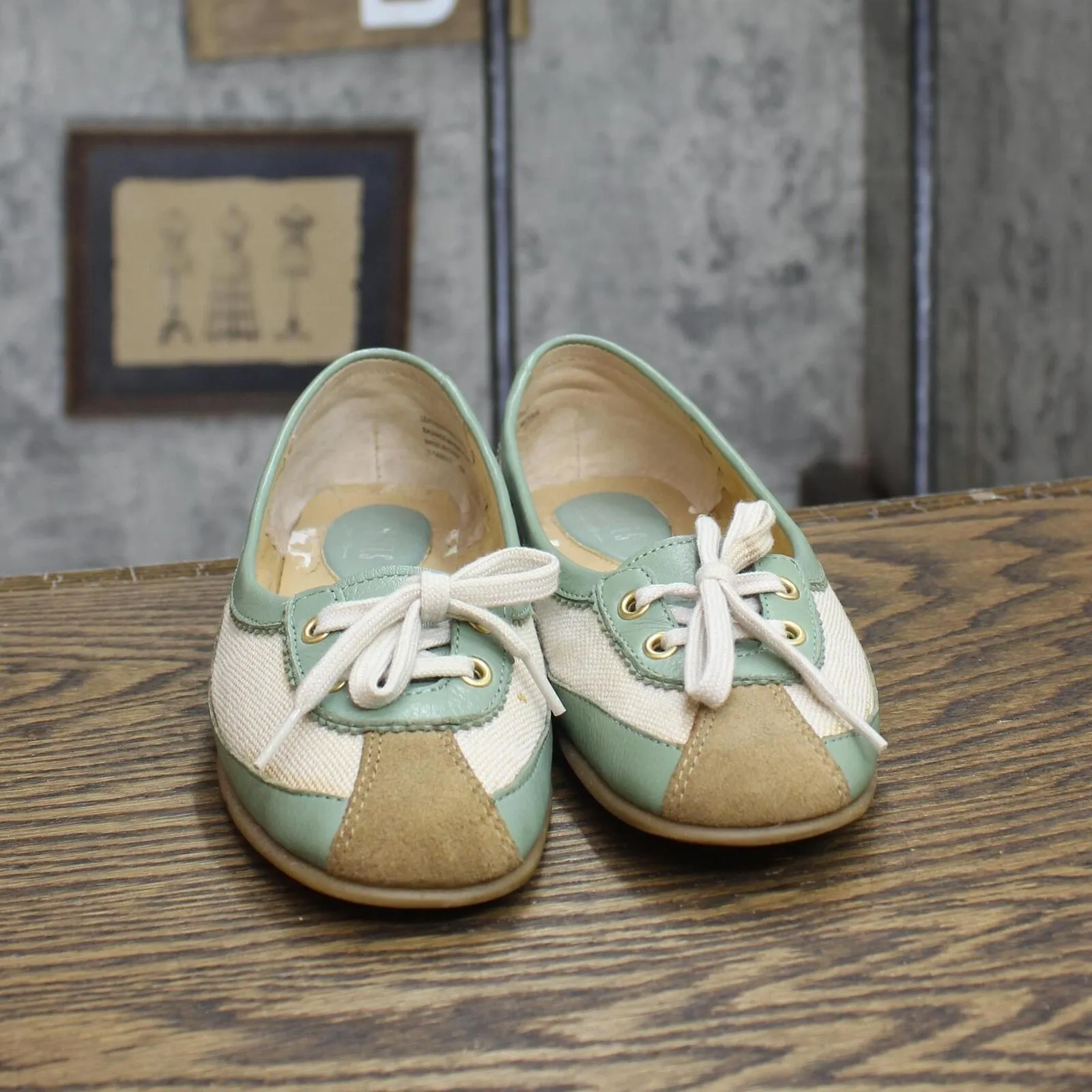 Nickels Soft Womens Vintage Tangle Tie Poron 4000 Flats Green Multi 6.5M