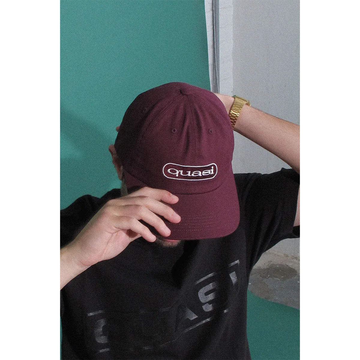 Quasi - Boomerang Hat Burgundy
