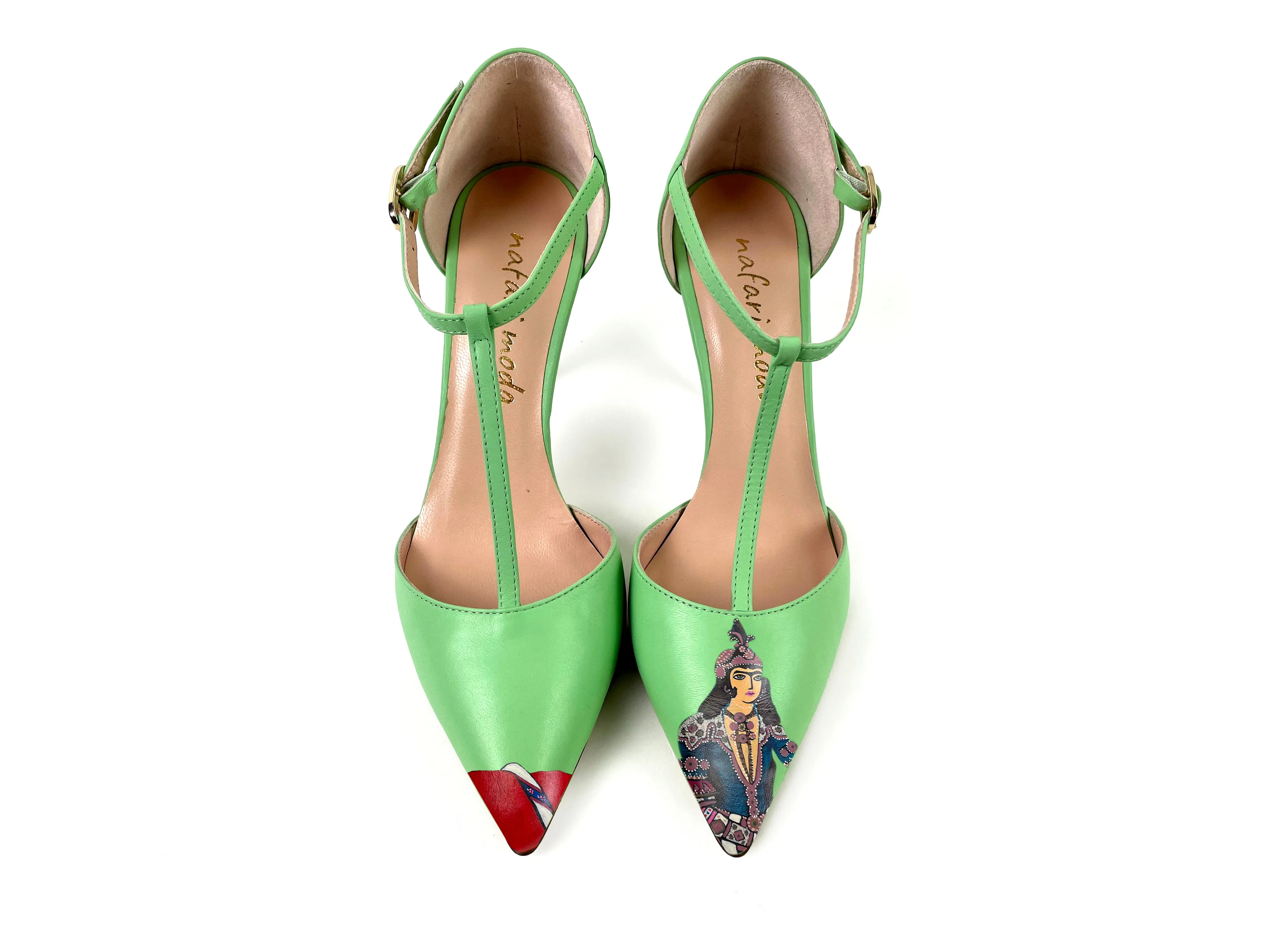 Queen Pumps