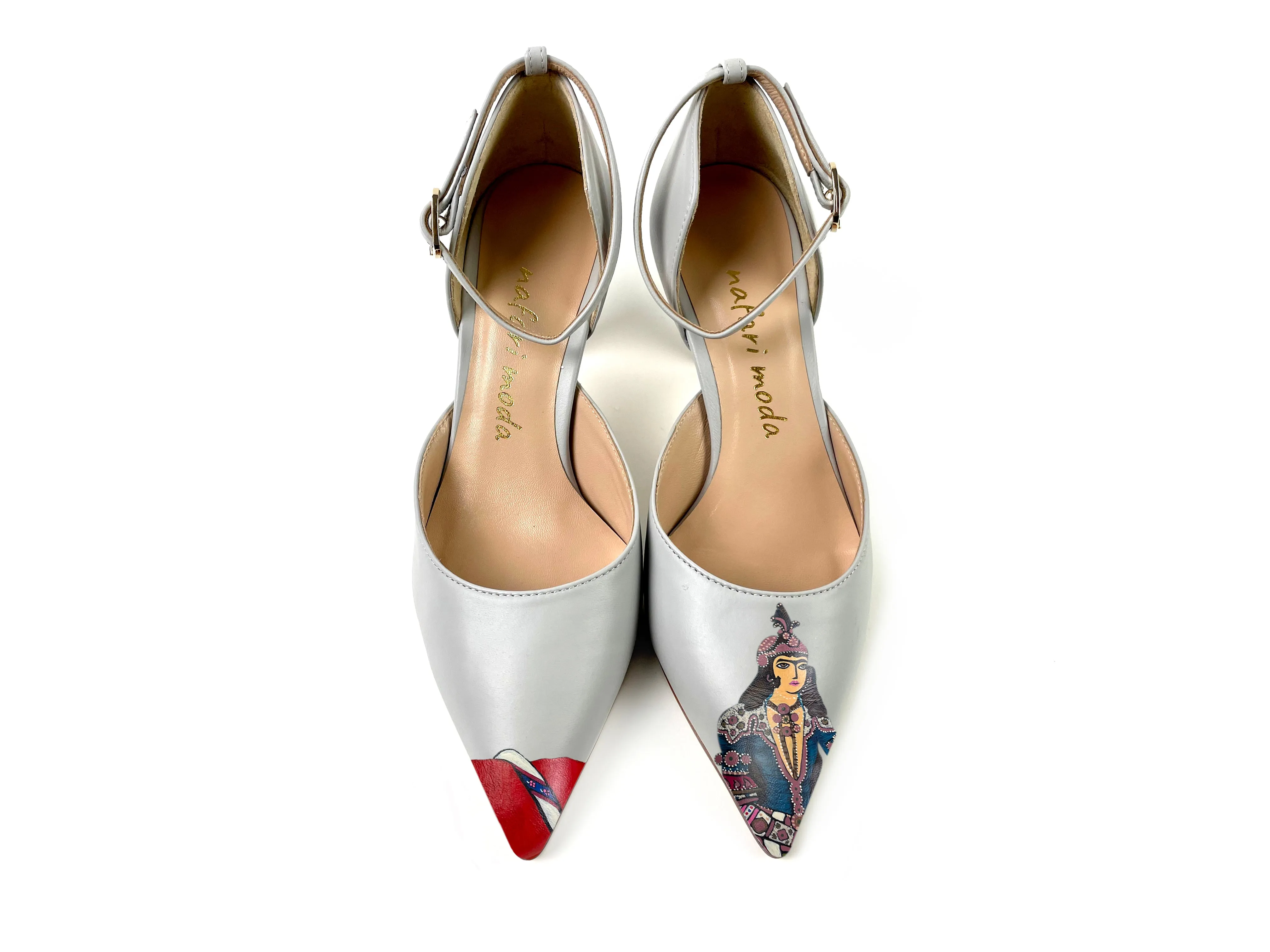 Queen Pumps