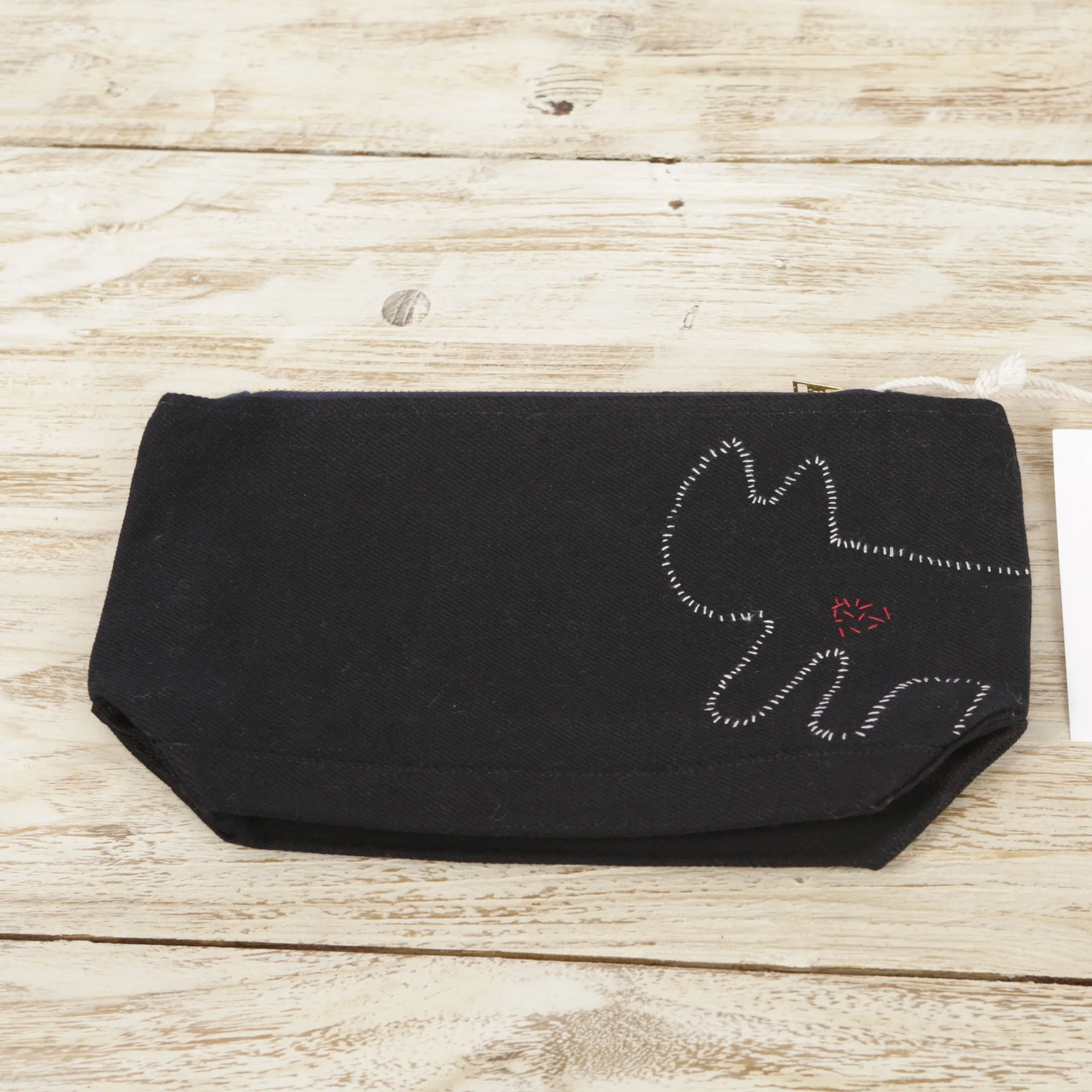 Regina Pouch