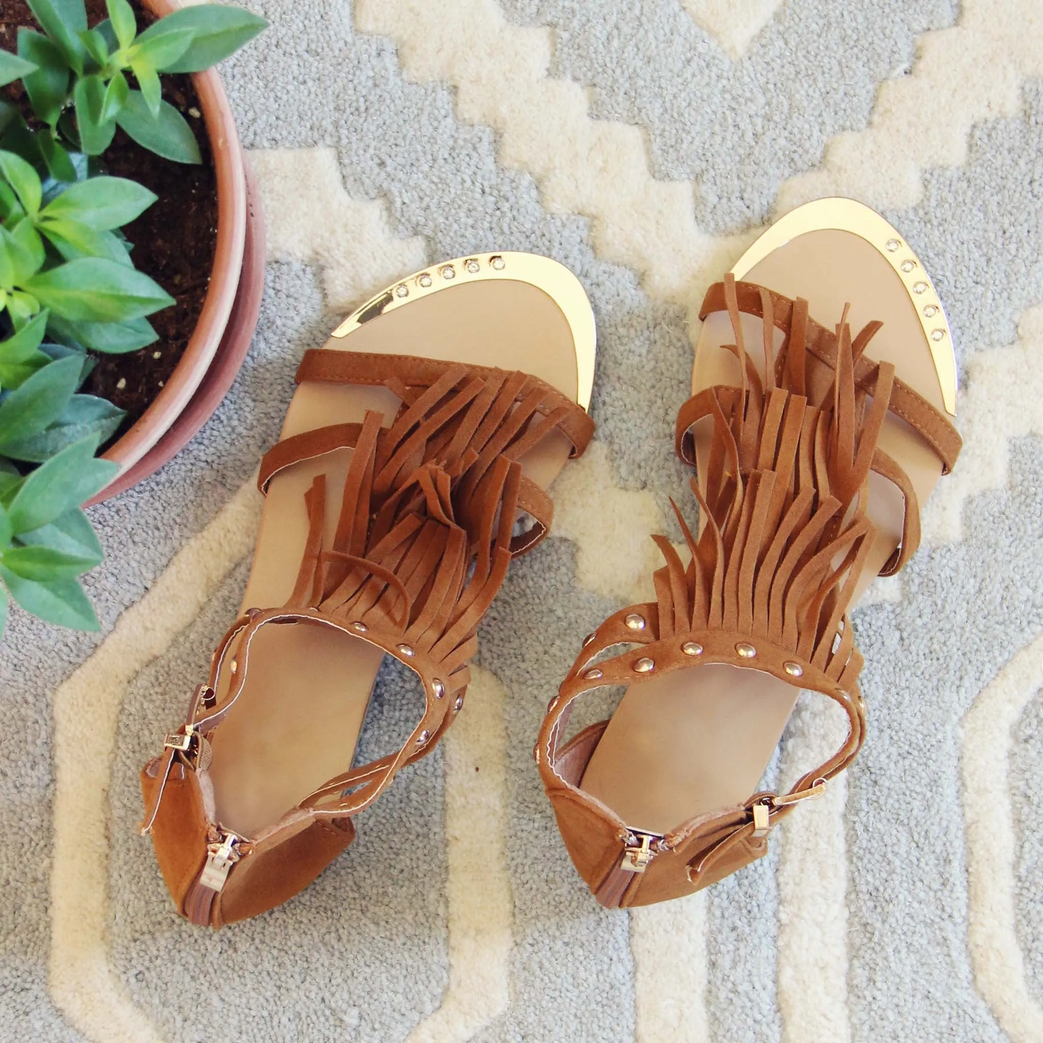 Sageland Fringe Sandals