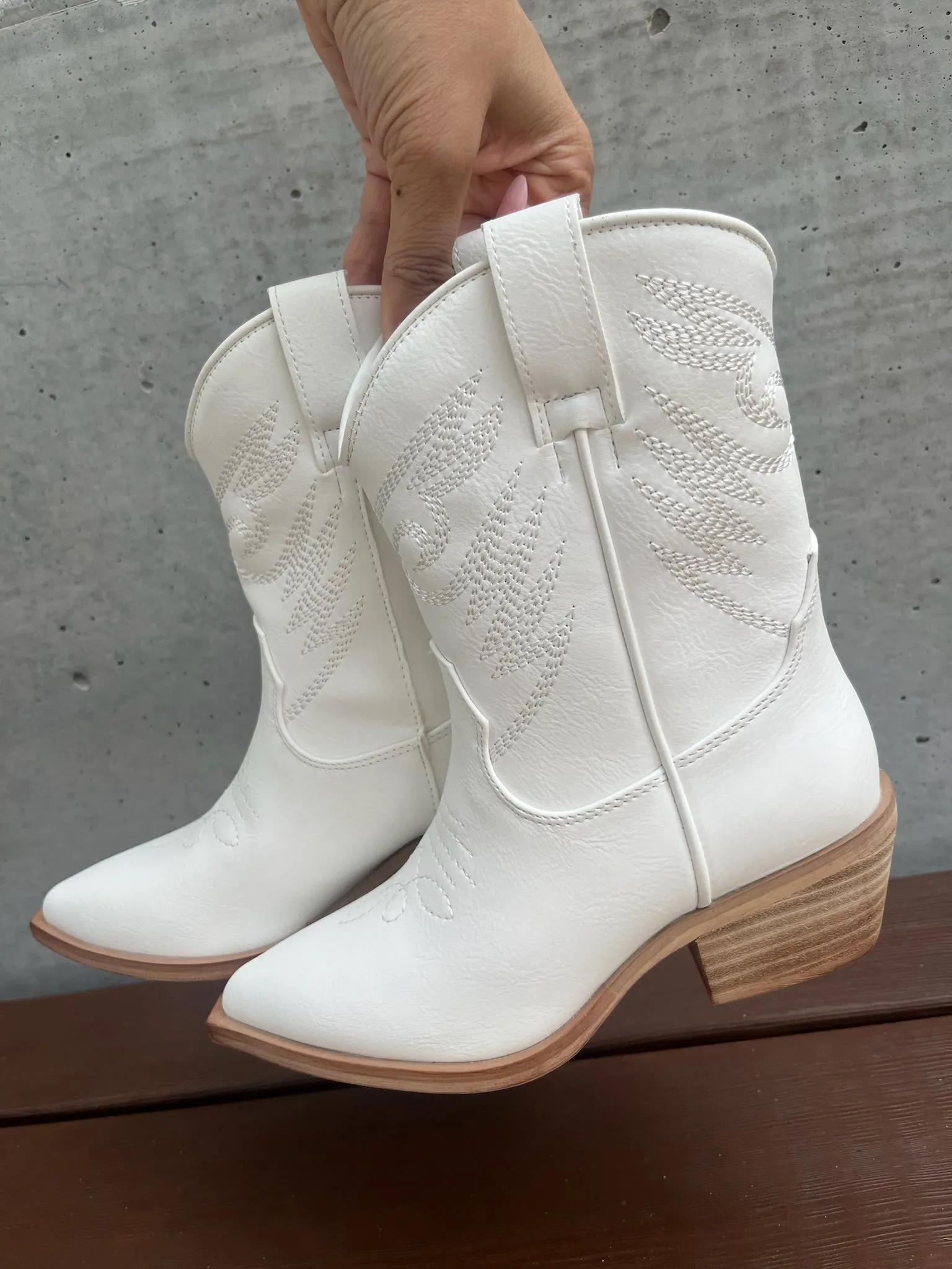Shu Shop Kid Zahara Boot White