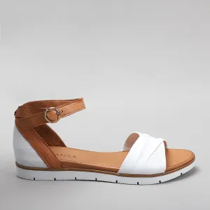 Taser - White/Tan