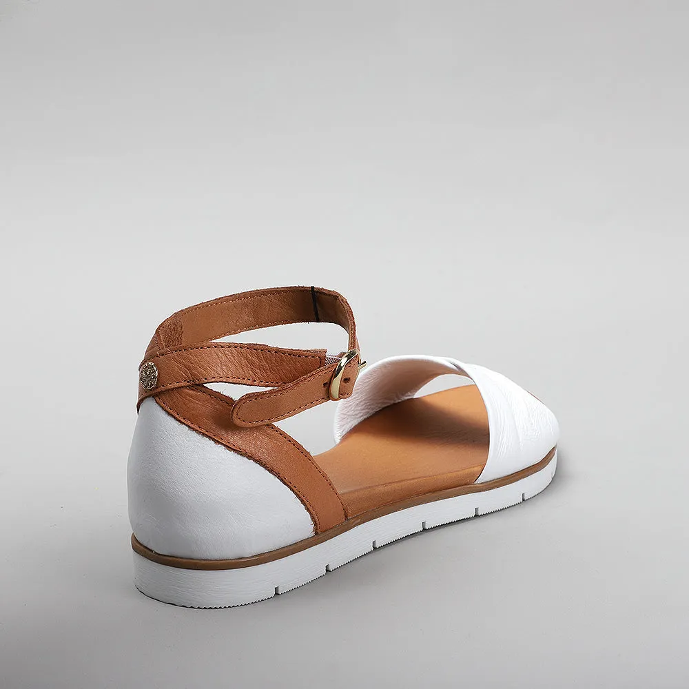 Taser - White/Tan
