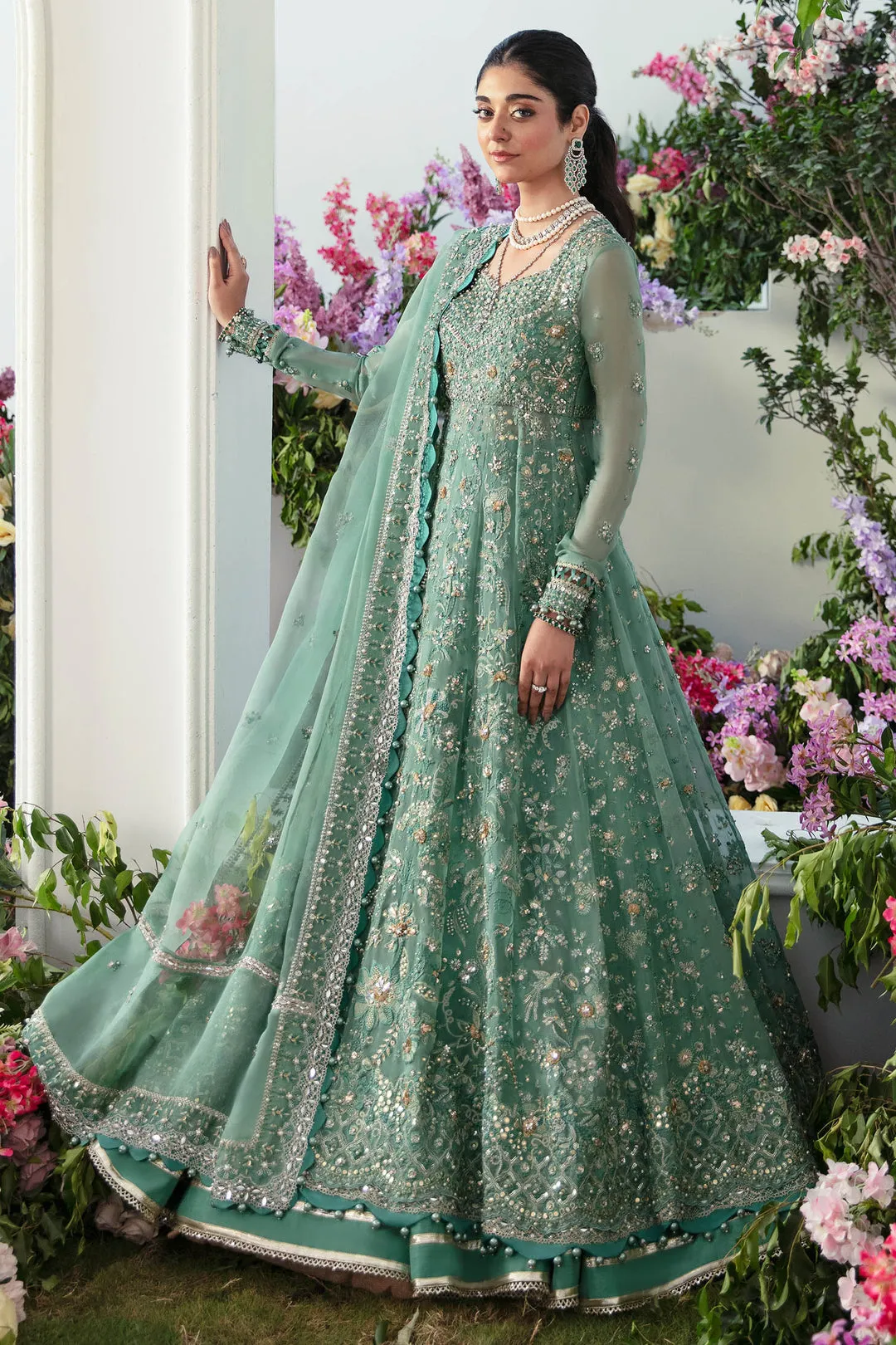 ZAHA | GOSSAMER WINTER '23 | MELTEM